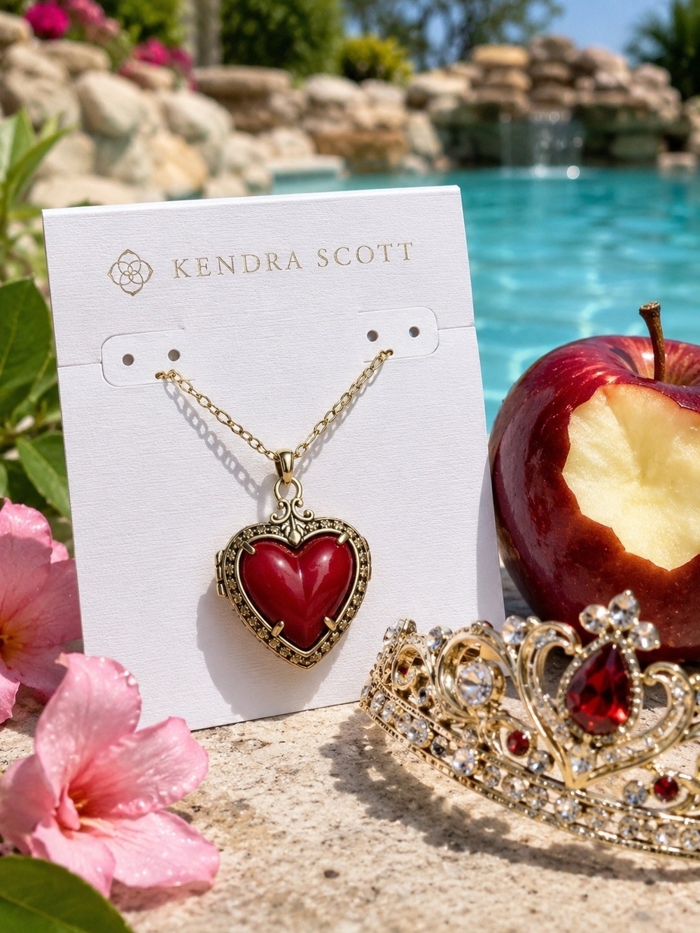 Kendra Scott x Disney Snow White Locket RARE